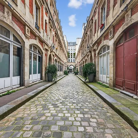 Charmante Studette A 5 Min De Gare De L'est Paris
