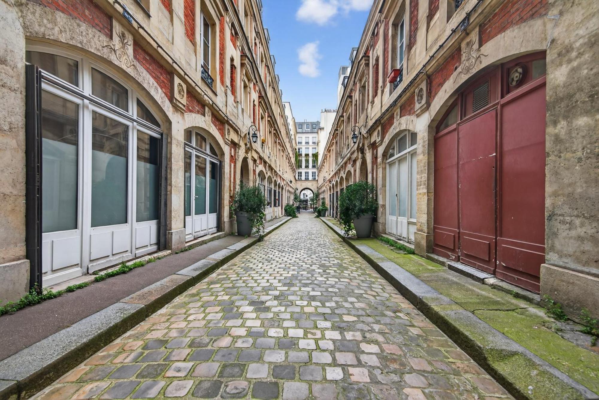 Charmante Studette A 5 Min De Gare De L'est Paris